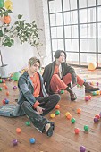 SKY-HI「SKY-HI、Kan Sanoとコラボ曲「仕合わせ」MVプレミア公開＆YouTube Live配信を実施」1枚目/2