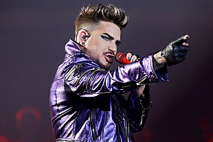 「アダム・ランバート、バースデー・コンサートのライブ配信が決定」