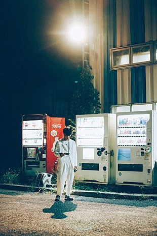 「サカナクション、新たな表現を提示したオンラインライブより「ワンダーランド」公開」