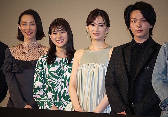 「北川景子、木村佳乃に感謝　「電話の声がすごく優しくて泣きそうになった」」1枚目/1