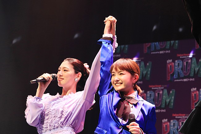 「葵わかなと三吉彩花がレズビアンのカップル役　「フレッシュさを、頑張って出していきたい」」1枚目/1