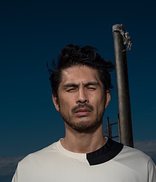 「平井堅、新アルバム『あなたになりたかった』＆MV集5月同時リリース」