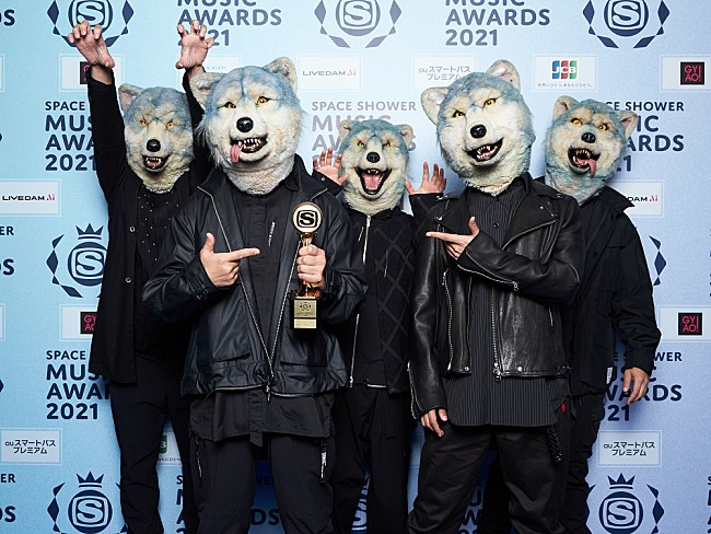 Official髭男dism「「BEST GROUP ARTIST」MAN WITH A MISSION」6枚目/20