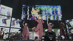 「BiSH、約332日ぶりに清掃員と再会した有観客ワンマンを作品化」