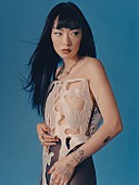 Ｒｉｎａ　Ｓａｗａｙａｍａ「Rina Sawayama、アビー・ロード・スタジオで「XS」を披露」1枚目/1