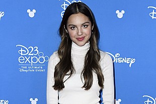 「オリヴィア・ロドリゴ、デビュー・アルバム『SOUR』のトラックリスト＆アートワークを解禁」