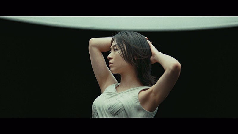宇多田ヒカル、新曲「PINK BLOOD」MVをYouTubeプレミア公開　15秒スポット映像解禁