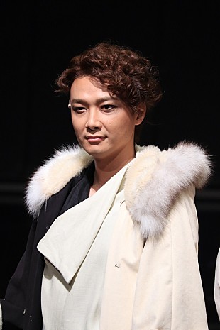 「井上芳雄「僕の王子役の集大成」　伊藤沙莉、４年ぶり舞台に「吐きそう」」