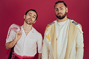 「マックス＆アリ・ガティ、ロマンチックな新曲「Butterflies」を配信」