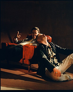 「ジャングル、FKJとのコラボが話題のバス参加の新曲「Romeo」公開」