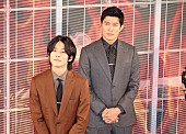 「松坂桃李「役所さんからもらったライタ－をお守りのように」　鈴木亮平「こんなに攻めてばかりの役はこれまでなかった」」1枚目/1