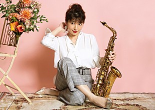 「小林香織、15周年記念アルバム『NOW and FOREVER』を引っ提げてBillboard Liveに登場」