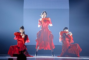 「＜ライブレポート＞Perfume、ファンとの絆が最高のグルーヴを生んだ1年半ぶりの有観客ライブ【Perfume LIVE 2021 [polygon wave]】」