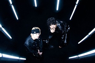 「SKY-HI、盟友THE ORAL CIGARETTES・山中拓也とのコラボ楽曲「Dive To World」リリース決定」