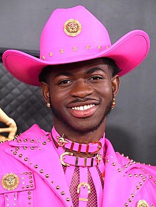 「リル・ナズ・X、デビュー作のゲストに黒人男性がいないという指摘にキッド・カディが名乗りを上げる」