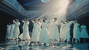 「乃木坂46、アンダーメンバー楽曲「マシンガンレイン」MV公開　光の3原色がコンセプト」