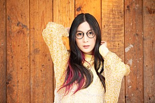 「MindaRyn、ニューシングル『Shine』ジャケット＆アーティスト写真公開」