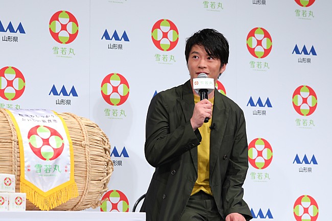 「田中圭「ムキムキになり過ぎないように筋トレをしている」　心が休まるアイテムは「オ－ダメ－ド枕」」1枚目/1