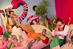 「yonkey率いる5人組バンドKlang Ruler、新曲「ビビデバビビ」にRin音参加」