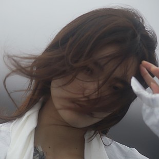 「Z世代のアーティスト由薫、3か月連続デジタルリリース第1弾「Fish」」