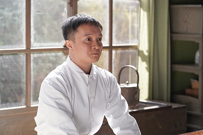 「濱田岳「カムカムエヴリバディ」で安子の兄・橘算太役　「萌音ちゃんには母性というか、懐の広さを感じます」」1枚目/1