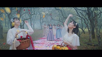 乃木坂46、生田絵梨花がラストセンター「最後のTight Hug」MV公開 旅立つ者への気持ちを踊りで | Daily News |  Billboard JAPAN