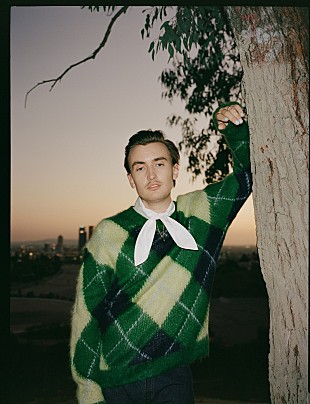 「gnash、名前を本名ギャレット・ナッシュに改めて初の新曲「Palm Trees」公開」