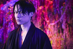 「松村北斗（SixTONES）、映画『ホリック xxxHOLiC』で百目鬼静役に抜擢」