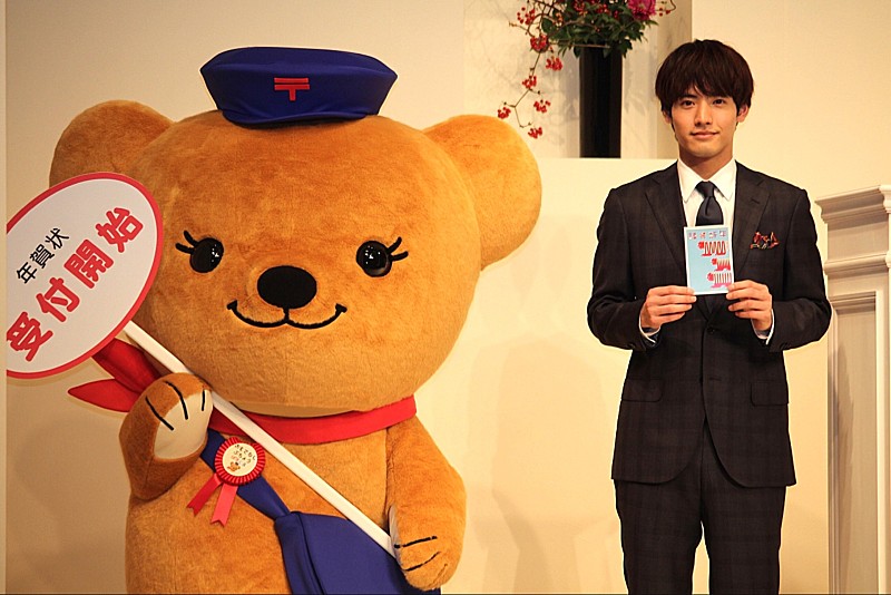 「赤楚衛二「本当に充実した、ご縁に恵まれた1年」 今年のブレ-ク俳優との評価に「純粋にうれしい」」1枚目/1