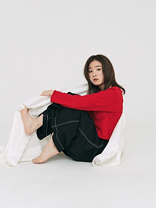 「杏沙子、誰かの一歩に寄り添ったミニアルバム『LIFE SHOES』3/2にリリース　先行配信＆MV公開も」