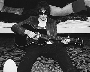 「スピリチュアライズド、アンディ・ウォーホル作品にインススパイアされた「Crazy」のMV公開」