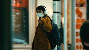 「春野、自身初出演MVはダンサンブルな新曲「cash out feat. brb.」」