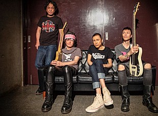 「ザ・クロマニヨンズ、“SIX KICKS ROCK&amp;ROLL”遂に完結」