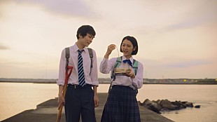 「湯川ひな×黒川大聖×松本壮史ショートドラマにリュックと添い寝ごはん「ほたるのうた」」