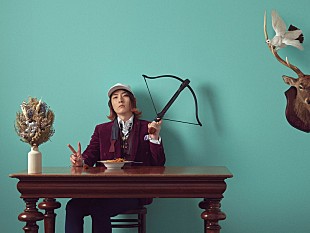 「ビッケブランカ、ベストAL『BEST ALBUM SUPERVILLAIN』ジャケット＆アー写を公開」