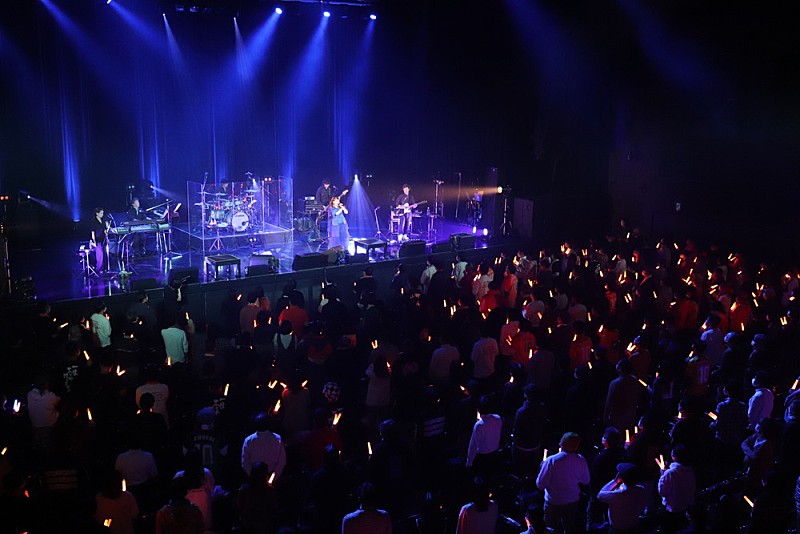 柏木ひなた（エビ中）、Zepp Haneda（TOKYO）で生誕ソロツアーが幕開け