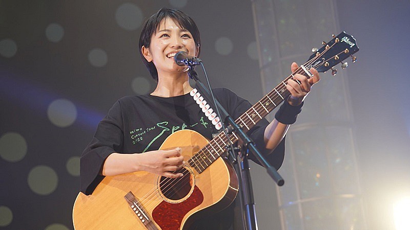 ＜ライブレポート＞miwa『Sparkle』ツアー初日、ファンから募集した「歌声」音源を合わせた演出で“一体感”