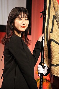 吉高由里子「自分よりも長生きする作品に」 主演ドラマ「最愛」が「総務大臣賞」を受賞 | Daily News | Billboard JAPAN