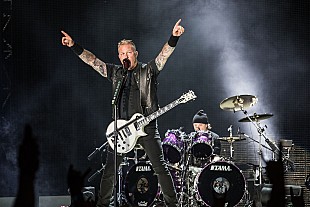 「メタリカ、ウクライナ難民支援に約6,100万円を寄付」