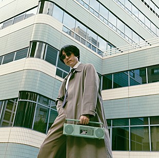 「Night Tempo、デビュー・アルバムのLPとカセットが発売　収録曲「Sentimental feat. 竹内美宥」のリミックス配信＆MVプレミア公開」