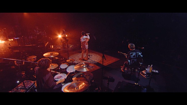 ONE OK ROCK「ONE OK ROCK、アコースティックライブ映像「Mighty Long Fall」公開」1枚目/3