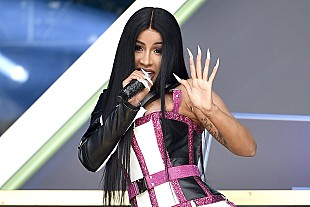 「カーディ・B、性的暴行意識向上月間を啓発する投稿を行う「“ダメ”はあくまで”ダメ”という意味」」