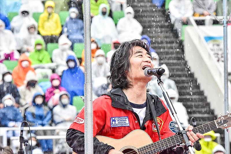 ライブレポート＞都会の真ん中で、大人のための音楽祭 【靭公園 MUSIC