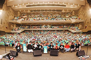 「＜ライブレポート＞flumpool×sumika、ミュージシャンとしての矜持を讃え合った対バンライブ」