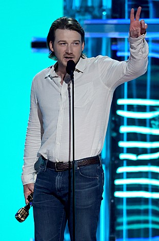 「【2022 #BBMAs】モーガン・ウォレンが＜トップ・カントリー・男性アーティスト賞＞受賞」