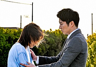 「「持続可能な恋ですか？」“杏花”上野樹里の号泣からの“晴太”田中圭のキスに反響　「田中圭は、キスシ－ンをきれいに見せるのがうまい」」