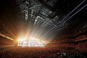 東方神起、来日ファンクラブイベントツアー神奈川公演が終了