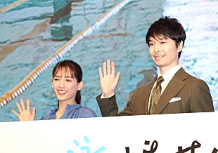 「長谷川博己、“コ－チ”綾瀬はるかに「たまに叱られたい」　「役と彼女の天使的な雰囲気がマッチして完璧でした」」