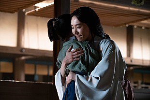 「「鎌倉殿の13人」新垣結衣「千鶴丸と鶴丸がしっかり重なってしまって」北条義時の妻・八重に訪れた悲しい最期」