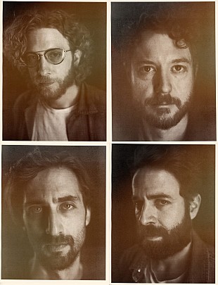 「フジロック出演のドーズ、新曲「Comes In Waves」のスタジオ・ライブ映像公開」